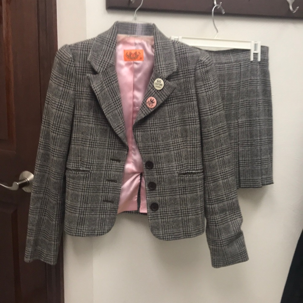 Suit